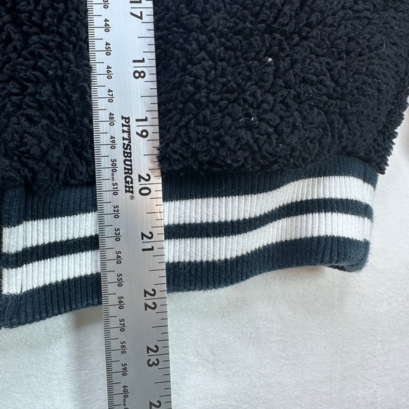Nike Sherpa Fleece Jacket White Black Chevron Full Zip Varsity Style Size S - Picture 8 of 16